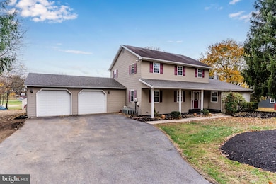 3 Ardmore Dr, Hummelstown, PA 17036 - photo 2