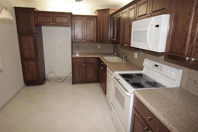 802 Cypress Grove Ln unit 309, Pompano Beach, FL 33069 - photo 7