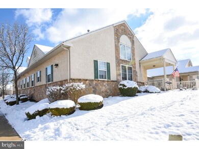 160 Arbour Ct, North Wales, PA 19454 - photo 2