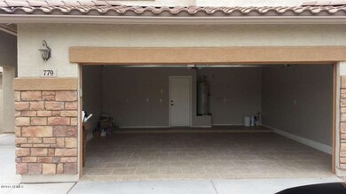 Desert Basin tiled garage view