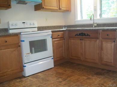 297 California Rd, Quakertown, PA 18951 - photo 6