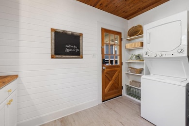 1223, 1223 1/2 & 122 S Austin Ave S, Georgetown, TX 78626 - photo 7