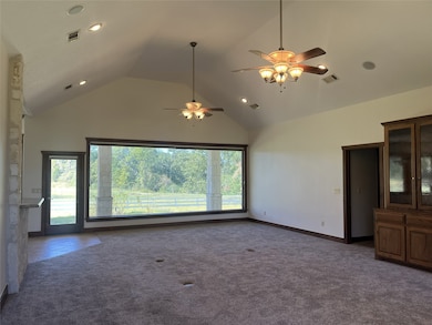 901 Huffman St, Montgomery, TX 77316 - photo 4