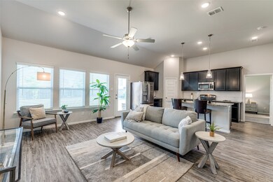 2421 Jeans Mill Dr, McKinney, TX 75071 - photo 4