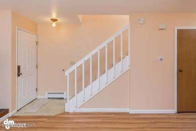 4610 Piper Street  13-small-003-Front En