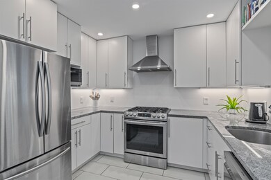 116 S Main St unit 2D, Stowe, VT 05672 - photo 7