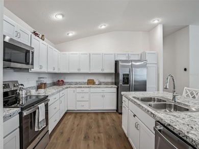 3377 Clara Ct, The Villages, FL 32163 - photo 5