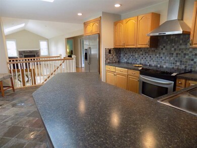 7 Winter Cir, Litchfield, NH 03052 - photo 6