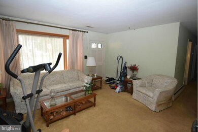 418 Hillsmere Dr, Annapolis, MD 21403 - photo 5