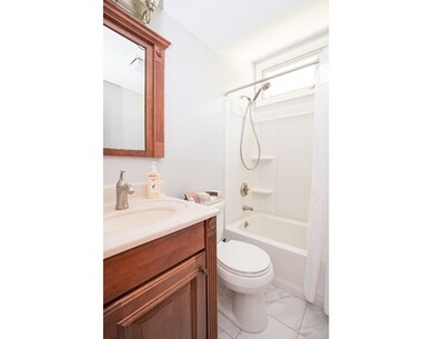 353 Birchbark Dr, Hanson, MA 02341 - photo 6