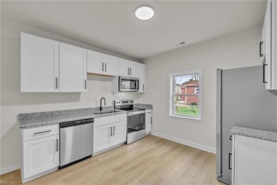 202 Clay St, Hampton, VA 23663 - photo 7