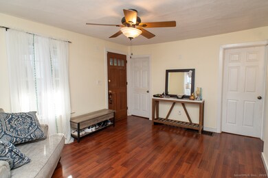 96 Hillside Ave, Shelton, CT 06484 - photo 4