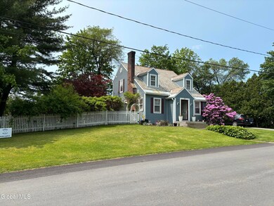882 Warner Rd, Schenectady, NY 12309 - photo 4