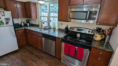 1604 Salinus Ct, Lansdale, PA 19446 - photo 6