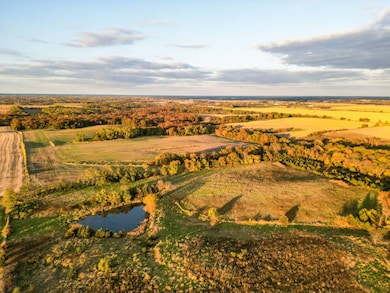 21672 520th St, Centerville, IA 52544 - photo 2