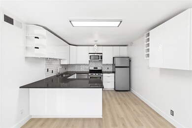 1304 Summit St unit 102, Austin, TX 78741 - photo 3