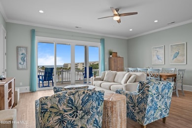 Top floor Living Room
