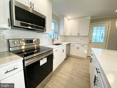 13036 Ingleside Dr, Beltsville, MD 20705 - photo 5