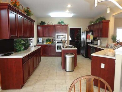 Large Open Kitchen