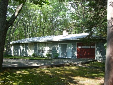 125 Hillcrest Dr, Hawley, PA 18428 - photo 3