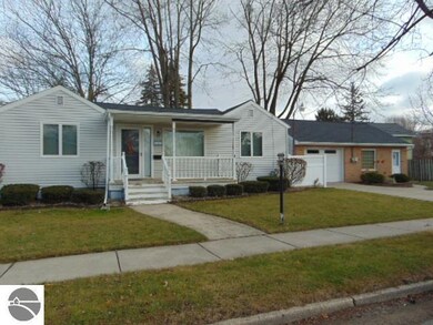 120 N Union St, Ithaca, MI 48847 - photo 2