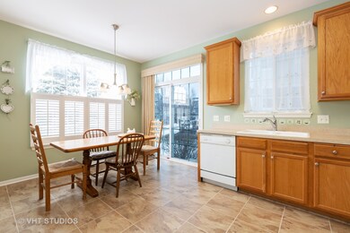 2933 Talaga Dr unit 1, Algonquin, IL 60102 - photo 4