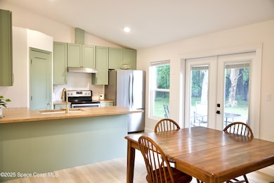 1540 Erie Ct SE, Palm Bay, FL 32909 - photo 6