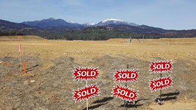 8 Sold Lots Now Phase 1