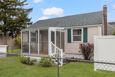 131 Morse Ave, Warwick, RI 02886 - photo 3