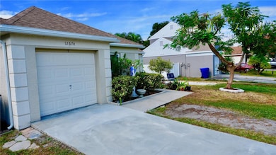 12674 Gorda Cir E, Largo, FL 33773 - photo 4