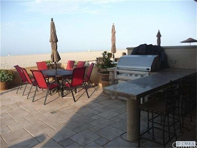 Front Beach Patio BBQ Area