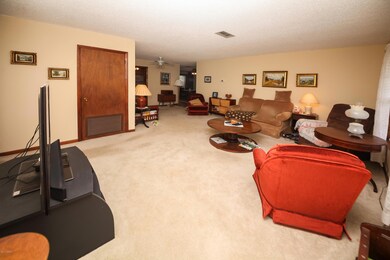 2000_E_Gateway_Drive_MLS_HID1140829_ROOM