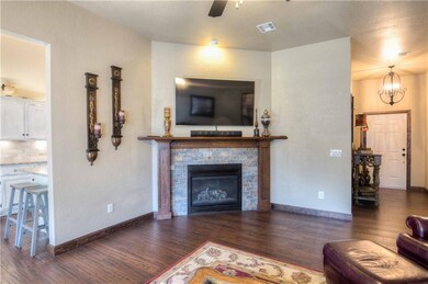 4009 Gyrfalcon Dr, Norman, OK 73072 - photo 5