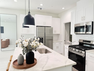 7207 Mohawk Dr unit 104, Dallas, TX 75235 - photo 5