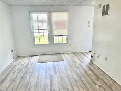 6 Theresa Ct unit 6, Galloway, NJ 08205 - photo 2