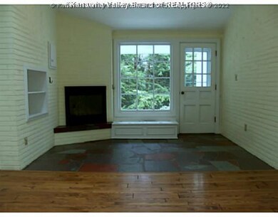 Den/Family/Great Room.