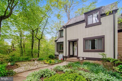 1542 Scandia Cir, Reston, VA 20190 - photo 2