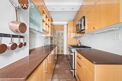 325 E 57th St unit 11D, New York, NY 10022 - photo 5