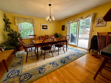 59 Raymond Cir, White River Junction, VT 05001 - photo 5