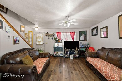 5-web-or-mls-1707 West 1020 Nort 62-3