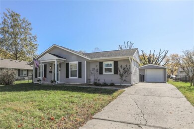 283 Bittersweet Dr, Whiteland, IN 46184 - photo 2