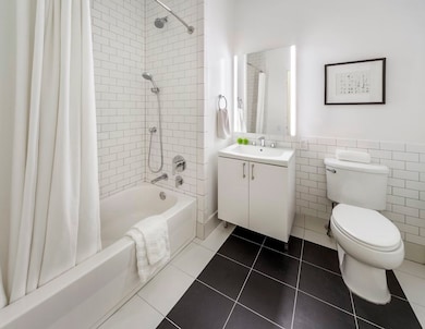 unlisted-address, New York, NY 10005 - photo 4