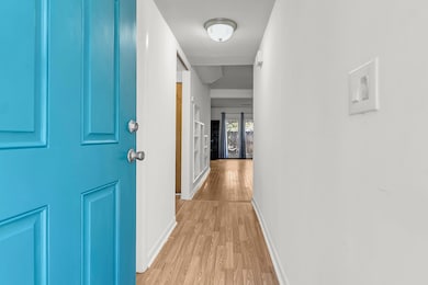 221 Heritage Cir unit U5, Mount Pleasant, SC 29464 - photo 5