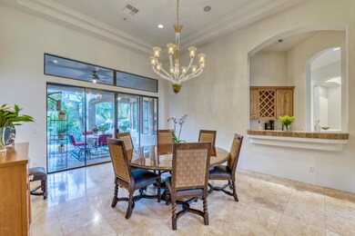 Dining ~ Wet Bar