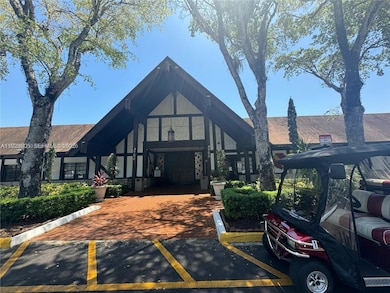 3720 Inverrary Dr unit 1s, Lauderhill, FL 33319 - photo 4