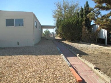 13916 Tam o Shanter Dr, Victorville, CA 92395 - photo 2
