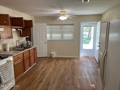 120 Keller Ave, Biloxi, MS 39530 - photo 7