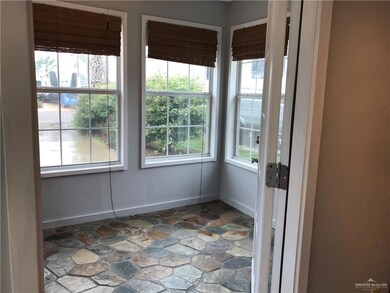 4008 Mallard Dr, Mission, TX 78572 - photo 4