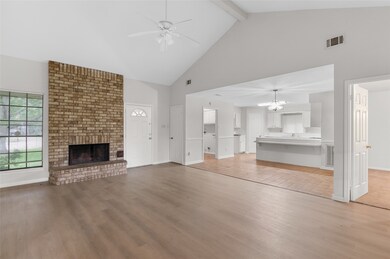 7935 Yellow Pine Dr, Houston, TX 77040 - photo 4