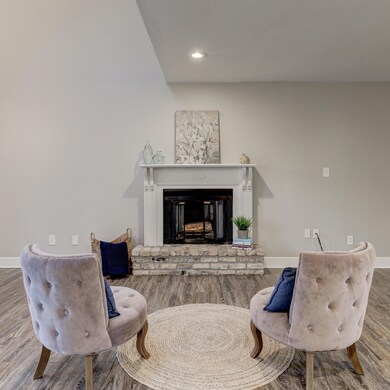 203 Woodward -7